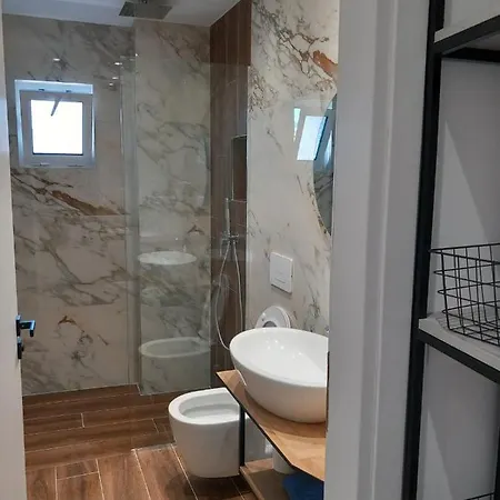 Edi&linda Гостевой дом 3*