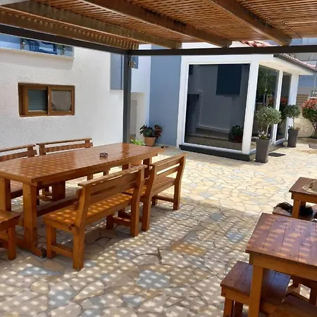 بيت ضيافة Edi&linda 3*