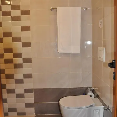Edi&linda Guest house Ksamil